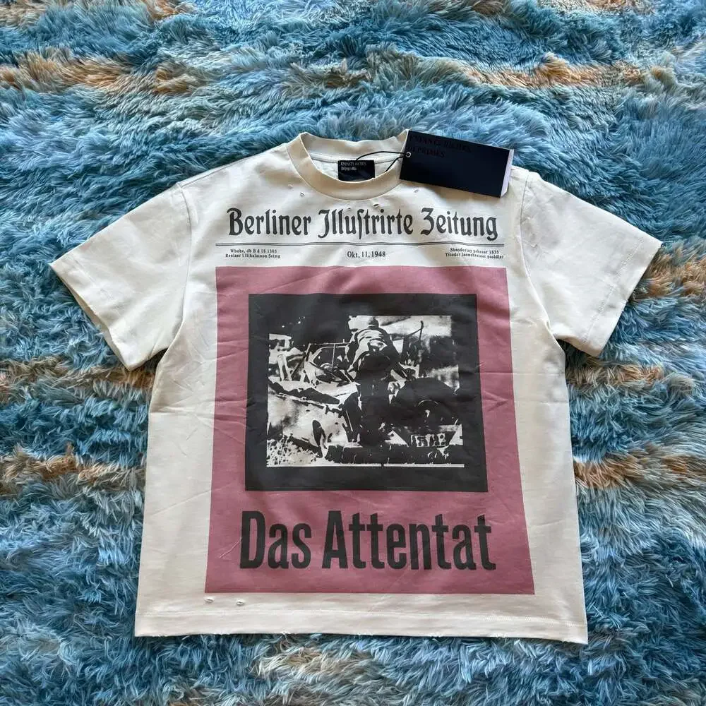 Enfants Riches Deprimes Berliner Illustrirte Zeitung Das Attentat  T-Shirt
